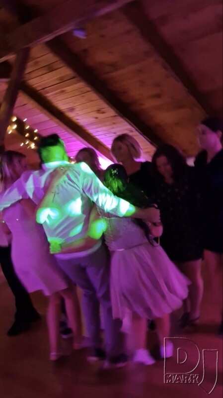 Oslava päťdesiatka sa konala v okrese Pezinok v obci -  Šenkvice - Vinárstvo KARPATSKÁ PERLA na oslave hral DJ MARK 